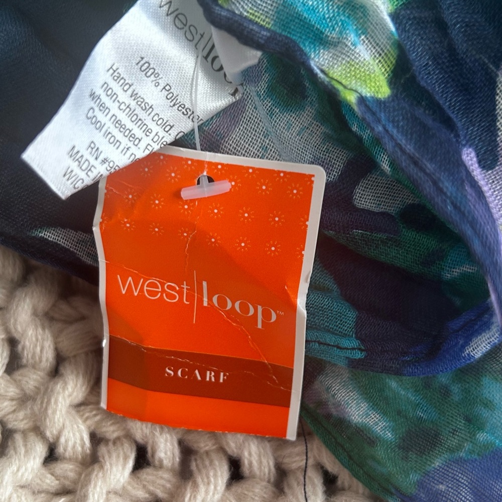 West Loop Colorful Polyester Scarf - Picture 5 of 6